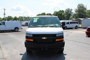 2025 Chevrolet Express 3500