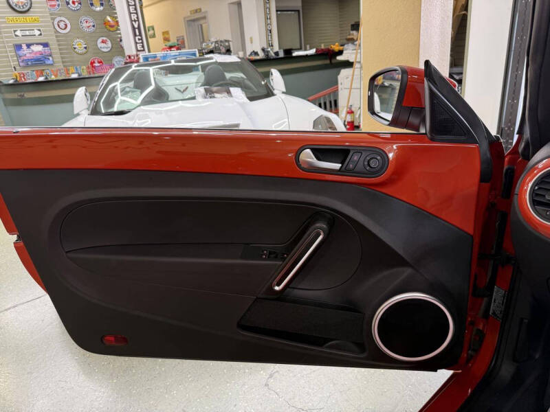 2019 Volkswagen Beetle Convertible 2.0T S