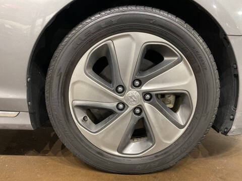 2017 Hyundai Sonata Hybrid