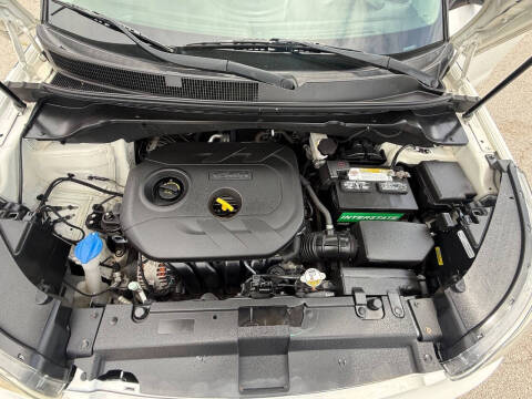 2015 Kia Soul +