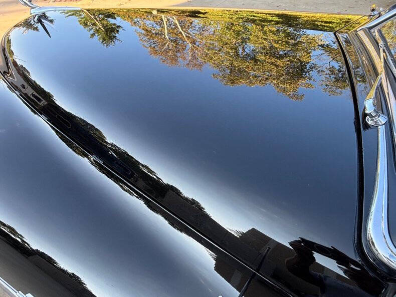 1950 Packard Custom 8 Victoria