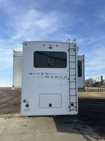 2021 Forest River River Ranch CMF390RL