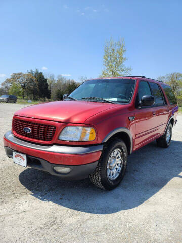 2002 Ford Expedition for sale at WESTSIDE GARAGE LLC in Keokuk IA