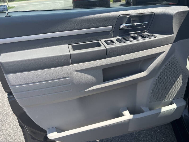 2010 Dodge Grand Caravan Hero
