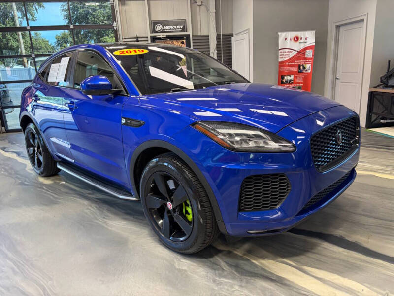 2019 Jaguar E-PACE P300 R-Dynamic SE AWD's photo