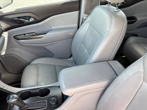 2019 GMC Acadia SLT-1