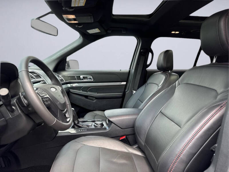 2019 Ford Explorer Sport