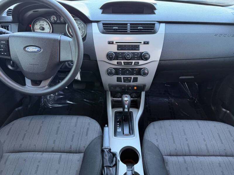 2010 Ford Focus SE