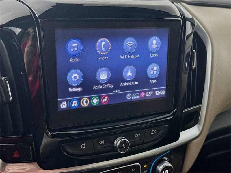 2022 Chevrolet Traverse LT Cloth