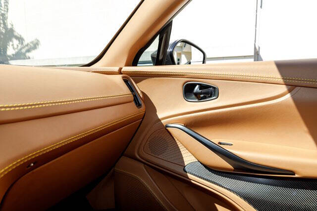 2023 Aston Martin DBX 707