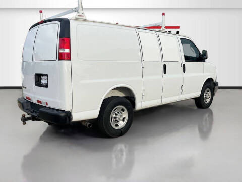 2025 Chevrolet Express 2500
