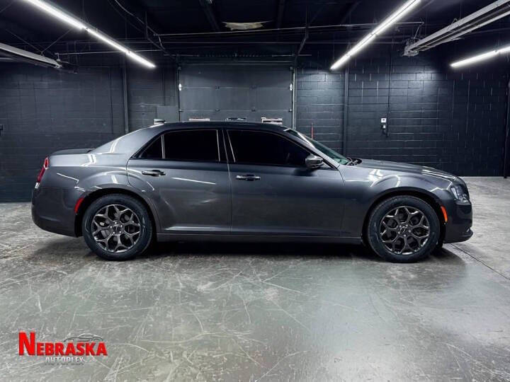 2018 Chrysler 300 S