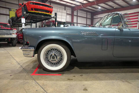 1957 Ford Thunderbird