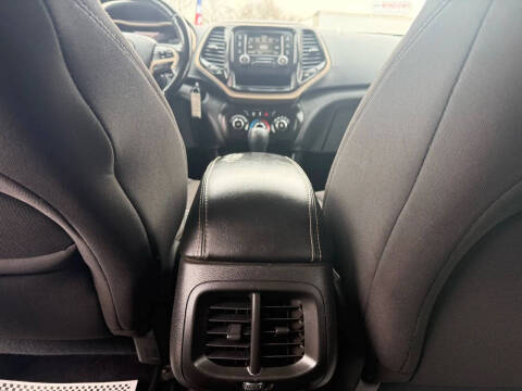 2018 Jeep Cherokee Latitude