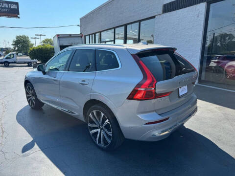 2023 Volvo XC60 B5 Ultimate Bright Theme