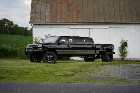 2004 Chevrolet Silverado 3500 for sale at JW Auto Sales LLC in Harrisonburg VA