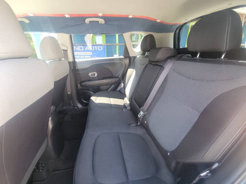 2018 Kia Soul +