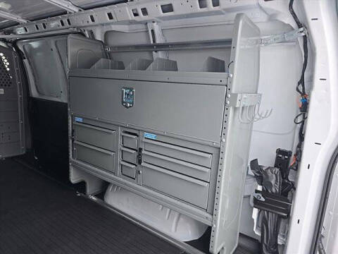 2025 Chevrolet Express 2500