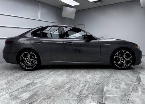2023 Alfa Romeo Giulia Veloce