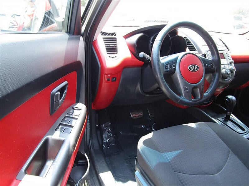 2010 Kia Soul +