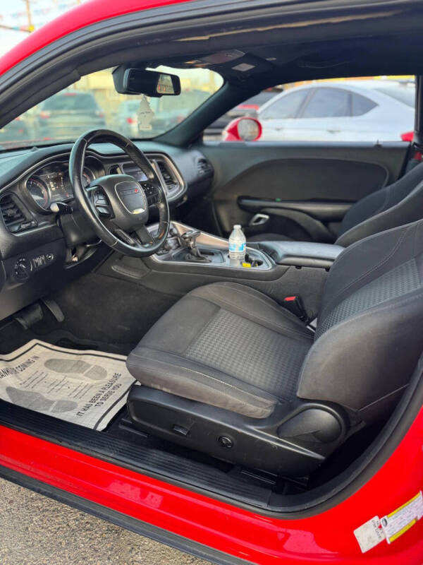 2019 Dodge Challenger SXT