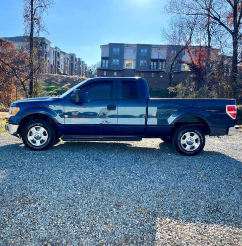 2013 Ford F-150 XLT photo 2