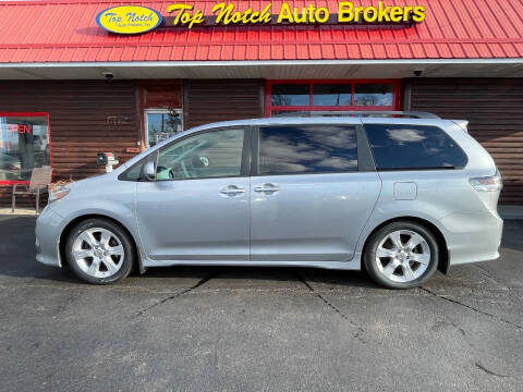 2011 Toyota Sienna SE 8-Passenger