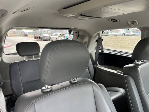 2010 Volkswagen Routan