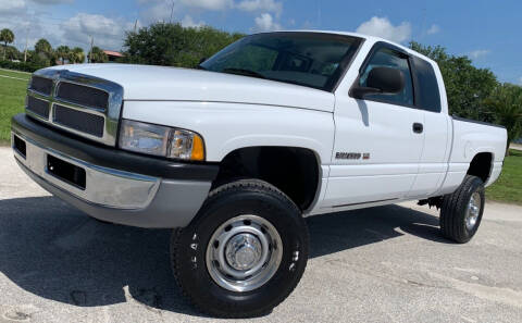 2001 Dodge Ram Pickup 2500 for sale at PennSpeed in New Smyrna Beach FL