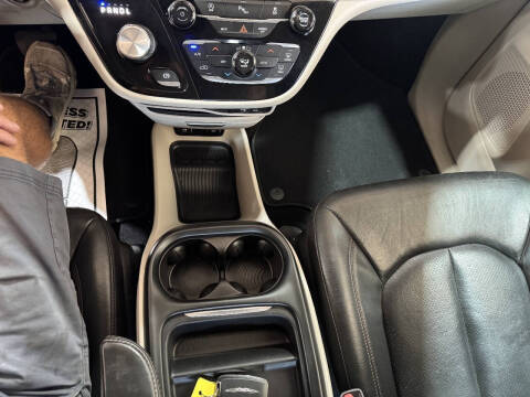 2019 Chrysler Pacifica Touring L