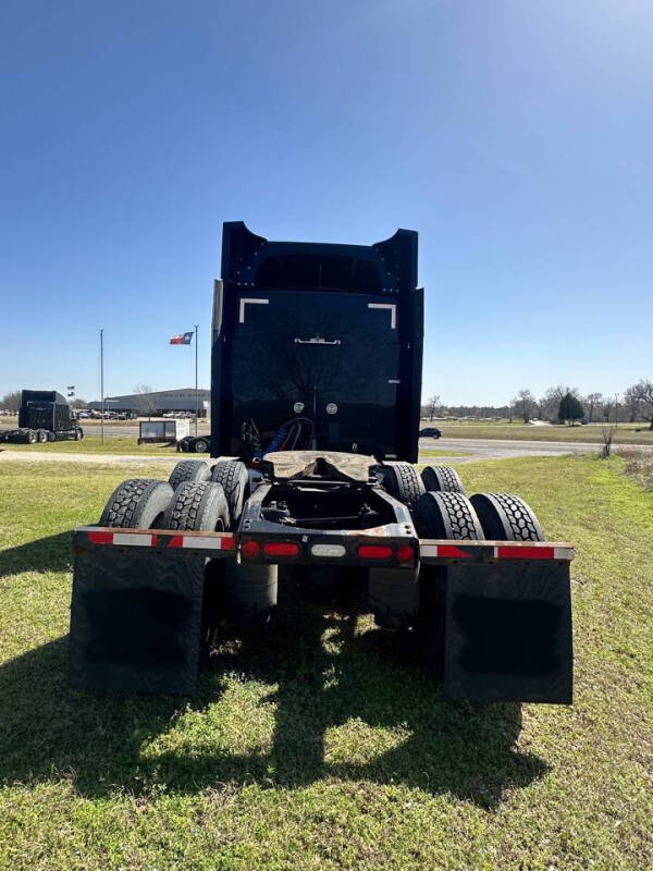 2019 Peterbilt 579