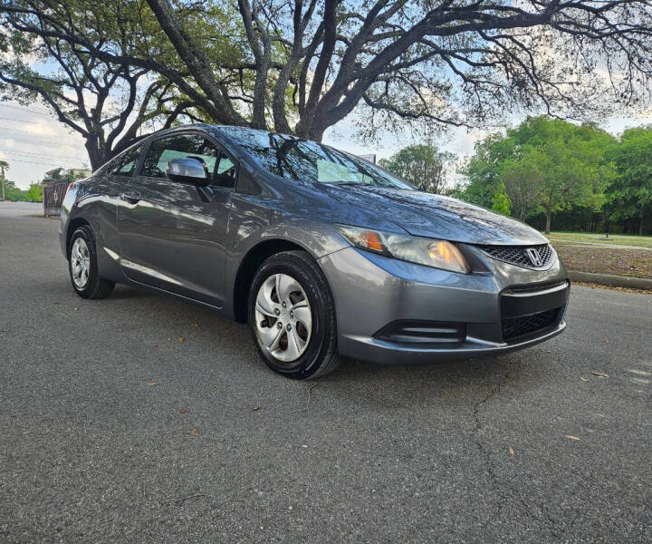 Used 2013 Honda Civic LX with VIN 2HGFG3B5XDH531581 for sale in San Antonio, TX