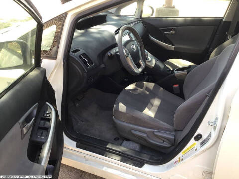 2015 Toyota Prius Two