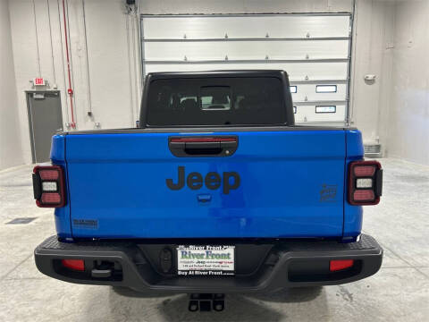 2026 Jeep Gladiator Willys