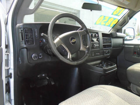 2018 Chevrolet Express 2500