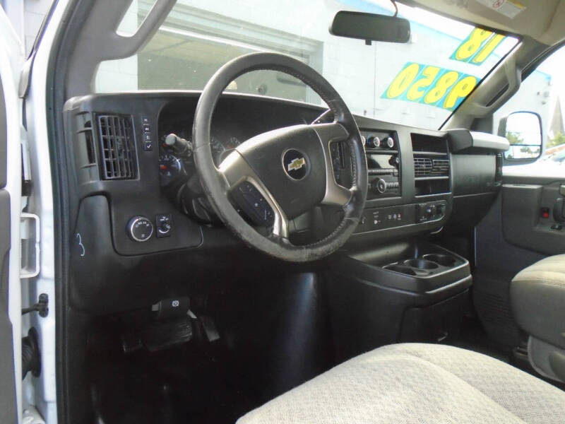 2018 Chevrolet Express 2500