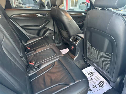 2017 Audi Q5 2.0T quattro Premium Plus