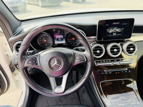 2017 Mercedes-Benz GLC GLC 300