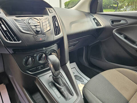2014 Ford Focus S