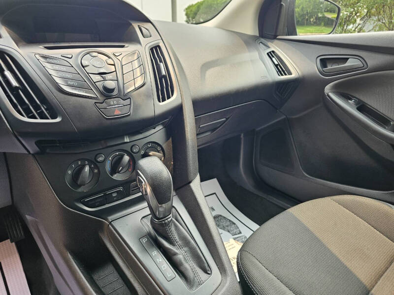 2014 Ford Focus S