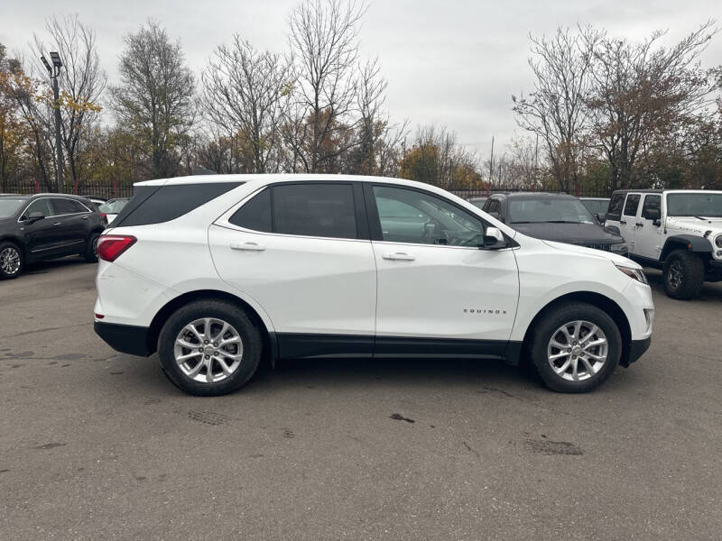 2021 Chevrolet Equinox LT photo 8