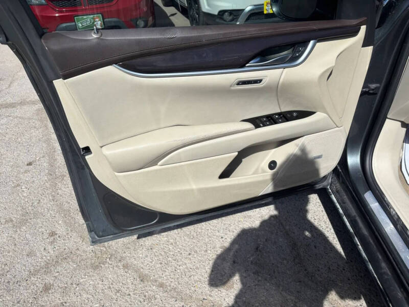 2017 Cadillac XTS Luxury