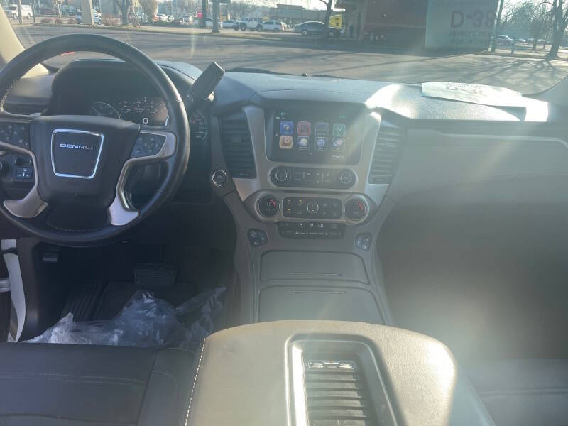 2020 GMC Yukon XL Denali