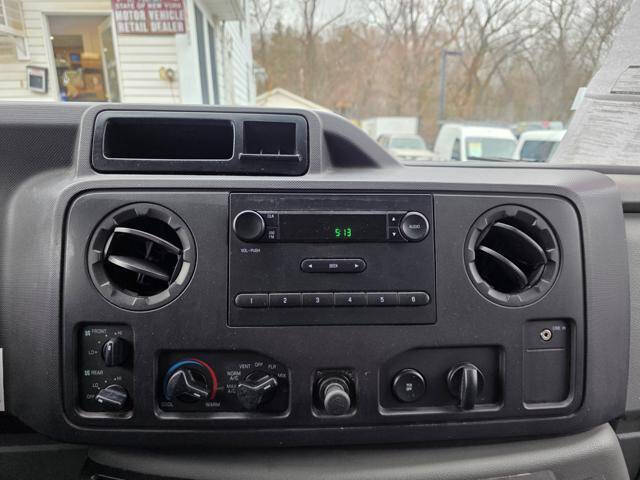 2012 Ford E-Series E-350 SD
