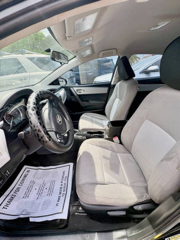 2016 Toyota Corolla LE