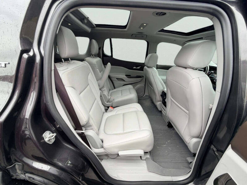 2017 GMC Acadia SLT-1