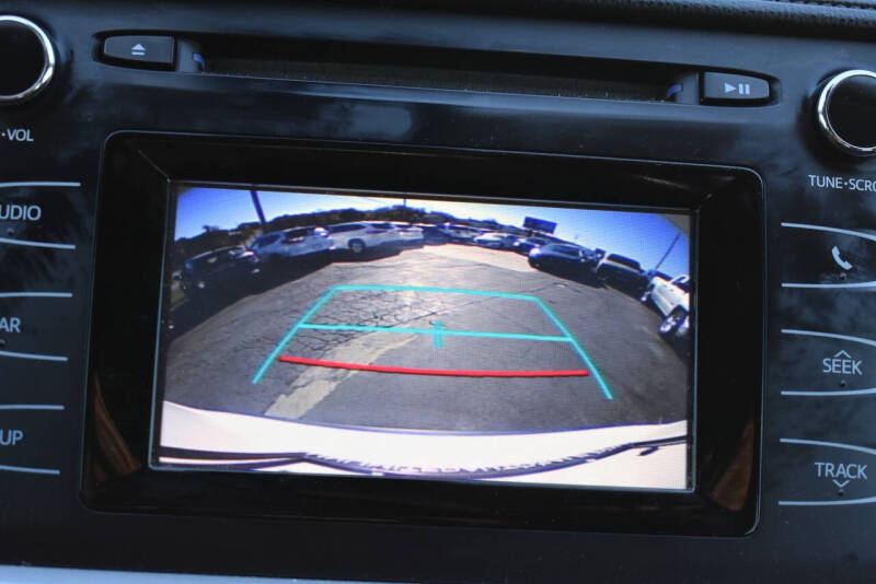 2017 Toyota Highlander LE