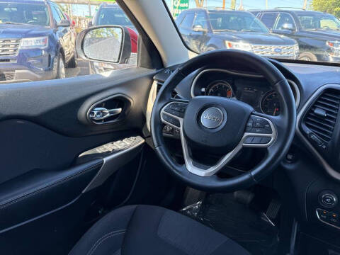 2017 Jeep Cherokee Latitude