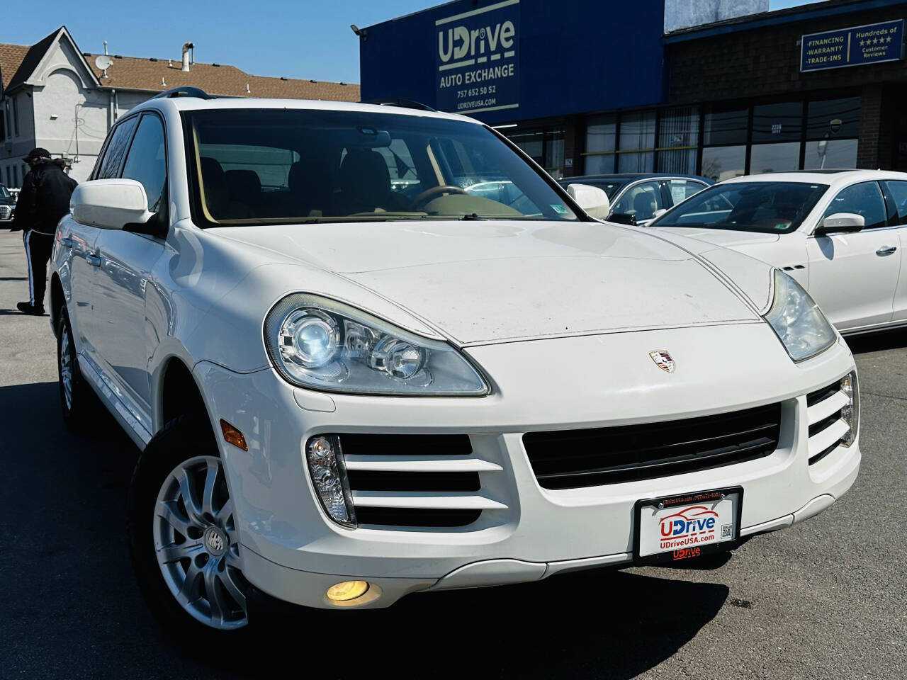 White 2009 Porsche Cayenne Tiptronic AWD Tiptronic 4dr SUV 1