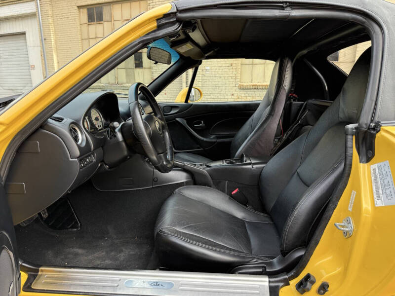 2002 Mazda MX-5 Miata SE